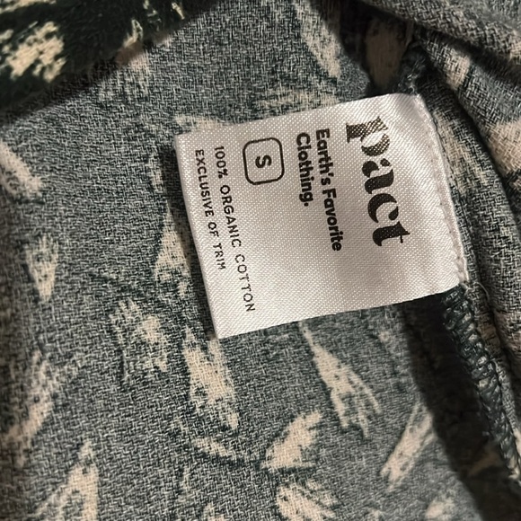 Pact Organic Cotton Forest Green Blouse Size Small - Picture 4 of 6